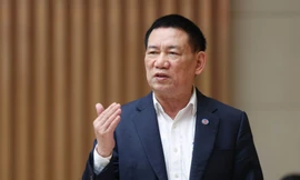 Có tiền không tiêu được, Bộ trưởng Tài chính nói thẳng: 'Chúng ta tự đem đá buộc chân mình'