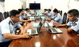 Phát hiện 3 mẫu sữa không đạt chất lượng, chuyển cơ quan điều tra