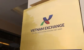 Sở Giao dịch chứng khoán Việt Nam lãi hơn 7,6 tỷ đồng/ngày