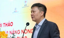 Ngành điện đối diện nhiều thách thức 