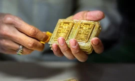 6 tháng cuối năm: Thận trọng đầu tư vàng, bất động sản khởi sắc 