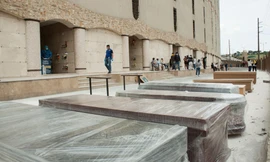 Quan tài chờ được chôn ở nghĩa trang Jardines de Esperanza ở tỉnh Guayaquil của Ecuador hôm 10/4. Ảnh: Getty.