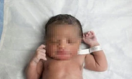 Bé gái 10 tuổi sinh con