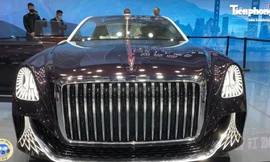 Ô tô sang của Trung Quốc 'đổ bộ' thị trường Việt