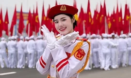 Cô gái Bắc Giang nhan sắc gây sốt trong khối diễu binh 30/4