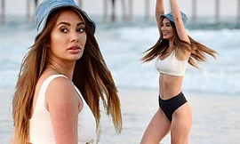 Người đẹp show hẹn hò 18+ 'Too Hot to Handle' quyến rũ trên biển