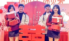 Hơn 4 triệu lượt xem lễ đính hôn cùng ngày của hai cặp sinh đôi