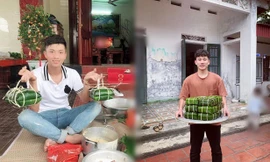 Quế Ngọc Hải, Văn Toàn và cầu thủ Việt gói bánh chưng bên gia đình