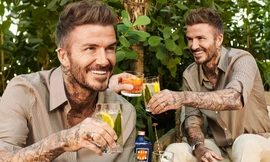 David Beckham 45 tuổi phong độ điển trai ngời ngời