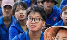 Mùa hè xanh đầu tiên 