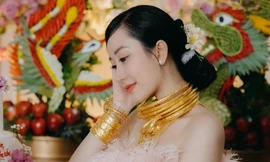 Đám cưới 'ngập vàng' và chuyện tình 5 năm của cặp đôi ở Vĩnh Long