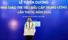 Thầy giáo trẻ biên soạn sách giáo viên