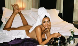 Ảnh nude siêu gợi cảm của nàng mẫu cao 1m80 Kelly Gale 
