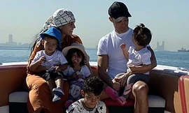 Ronaldo được bạn gái mỹ nhân tán dương là 'người hùng'