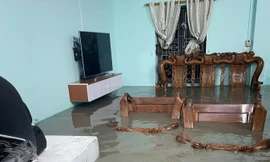 Hạ Long mưa lớn, nhiều khu dân cư ngập lụt, sạt lở đất 