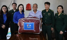 Nghĩa tình trên biên giới xứ Lạng 