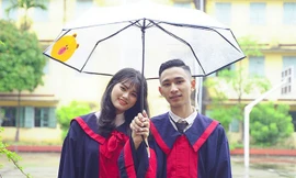 Chuyện tình chàng thủ khoa khối A từng bỏ học làm thuê 3 năm