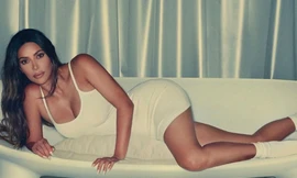 Kim Kardashian thả dáng nóng bỏng tôn đường cong 'gây mê'