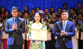 Nhà giáo trẻ là ‘hạt nhân’ tiên phong, truyền cảm hứng và động lực cho học sinh, sinh viên