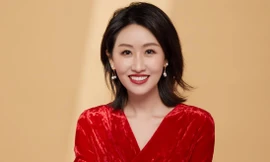 Cô gái blogger bán được 100 chiếc xe hơi trong 5 phút