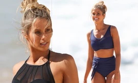 Siêu mẫu Úc Natalie Roser căng đầy sức sống trên biển