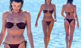 Mê mẩn hình thể gợi cảm ngất ngây của siêu mẫu Georgia Fowler