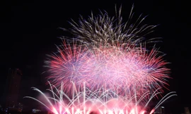 Mãn nhãn với màn pháo hoa của người Ý bên sông Hàn