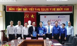 Thành Đoàn Đà Nẵng sẽ hợp tác với VNPT để triển khai đồng bộ hệ thống CNTT từ cấp thành phố đến cấp cơ sở, nhằm “số hóa” hoạt động quản lý đoàn viên cũng như các hoạt động của công tác Đoàn và phong trào thanh niên thành phố