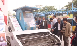 Xe gom rác thủy bộ giành giải Nhất Cuộc thi sinh viên NCKH Đà Nẵng 2019