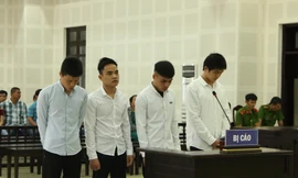 Các bị cáo tại tòa