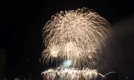 Cận cảnh màn trình diễn khai hội pháo hoa quốc tế Đà Nẵng 2019