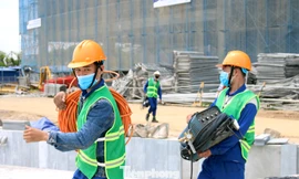 'Luật sắt' khẩu trang ở công trình trong tâm dịch Đà Nẵng