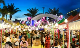 Lễ hội mùa hè kéo dài 4 tháng ở Đà Nẵng với điểm nhấn là Lễ hội ẩm thưc với đa dạng các món ăn đặc trưng của các vùng miền