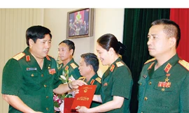 Nữ tướng thời bình