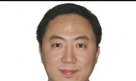 Lý Trọng Vi là con trai cả của ông Bạc Hy Lai và người vợ đầu Lý Đan Vũ