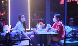 Quán bar ở Phố Tây Bùi Viện thành nơi bán cơm tấm, sinh tố