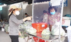 Điểm bán hàng bình ổn giá phục vụ người dân TPHCM mùa dịch 