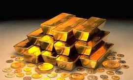 Giá vàng lao dốc