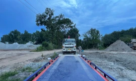 Khi ngân hàng rao bán cái cân, thùng rượu, nhà... tang lễ 