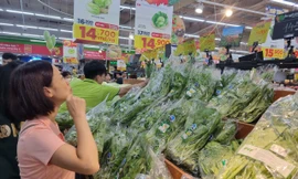 Hà Nội: Siêu thị đồng loạt giảm giá thực phẩm sau bão 