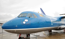 HY HỮU: Máy bay ATR 72 của Vietnam Airlines bị rơi lốp
