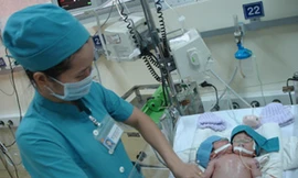 Cặp song sinh dính liền đã không thể tiếp tục sự sống - Ảnh do bệnh viện cung cấp