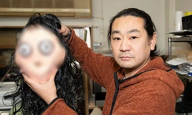 Nghệ sĩ Nhật tạo ra ‘quái vật Momo’ bị nguyền rủa, doạ giết