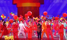 Dàn sao hạng A Hoa ngữ khuấy động ‘Đêm hội mùa xuân’ chào năm mới