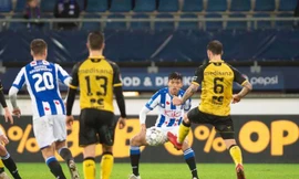 HLV Heerenveen tiết lộ lý do trao cơ hội ra sân cho Văn Hậu