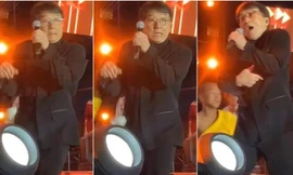 Bị tiểu tăng đá trên sân khấu, Thành Long hoảng sợ vẫn nhận lỗi về mình