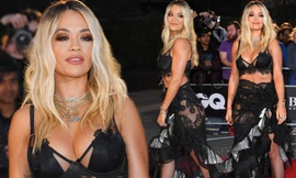 Rita Ora mặc nội y ren và chân váy xuyên thấu ‘có như không’ lên thảm đỏ 