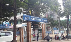 Trường tiểu học Cù Chính Lan nơi xảy ra vụ việc. Ảnh: Dân trí