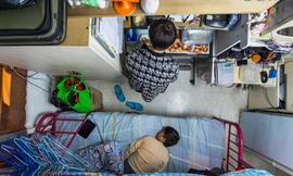 Vợ chồng trẻ ở Hồng Kông: Kết hôn, sinh con rồi nhà ai người đó ở