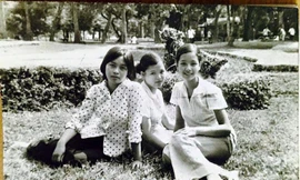 NSƯT Chiều Xuân khoe ảnh hiếm thời nữ sinh trung học đẹp xao xuyến